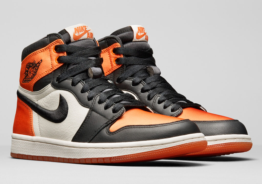 Air Jordan 1 Shattered Backboard 2015 on a gymnasium hardwood